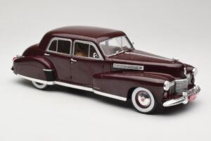 Cadillac Fleetwood 60 Special Sedan Red MCG 1:18 MCG18071 Diecast - image 4 of 6