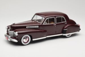 Cadillac Fleetwood 60 Special Sedan Red MCG 1:18 MCG18071 Diecast
