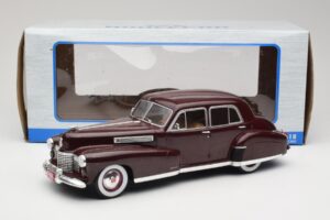 Cadillac Fleetwood 60 Special Sedan Red MCG 1:18 MCG18071 Diecast - image 6 of 6