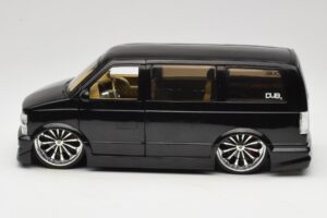 Chevrolet Astro Van Tuned Black Jada 1:18 63122 Diecast - image 4 of 8