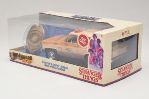 Chevrolet Blazer K5 Police Stranger Things Metals Diecast 1:24 31111-24 Diecast - image 3 of 3