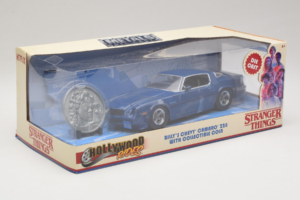 Chevrolet Camaro Z28 Stranger Things With Collectible Coin Metals Diecast 1:24 31110 Diecast - image 2 of 3