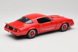 Chevrolet Camaro Z28 Yenko Turbo Z Red GreenLight 1:18 12999 Diecast - image 3 of 8