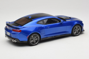 Chevrolet Camaro ZL1 Gen 6 Blue GT Spirit 1:18 GT177 Resin - image 2 of 6