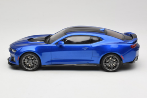 Chevrolet Camaro ZL1 Gen 6 Blue GT Spirit 1:18 GT177 Resin - image 3 of 6