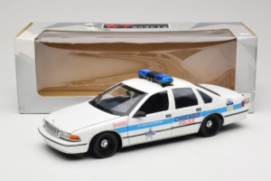 Chevrolet Caprice Chicago Police UT Models 1:18 180142096 Diecast - image 8 of 8