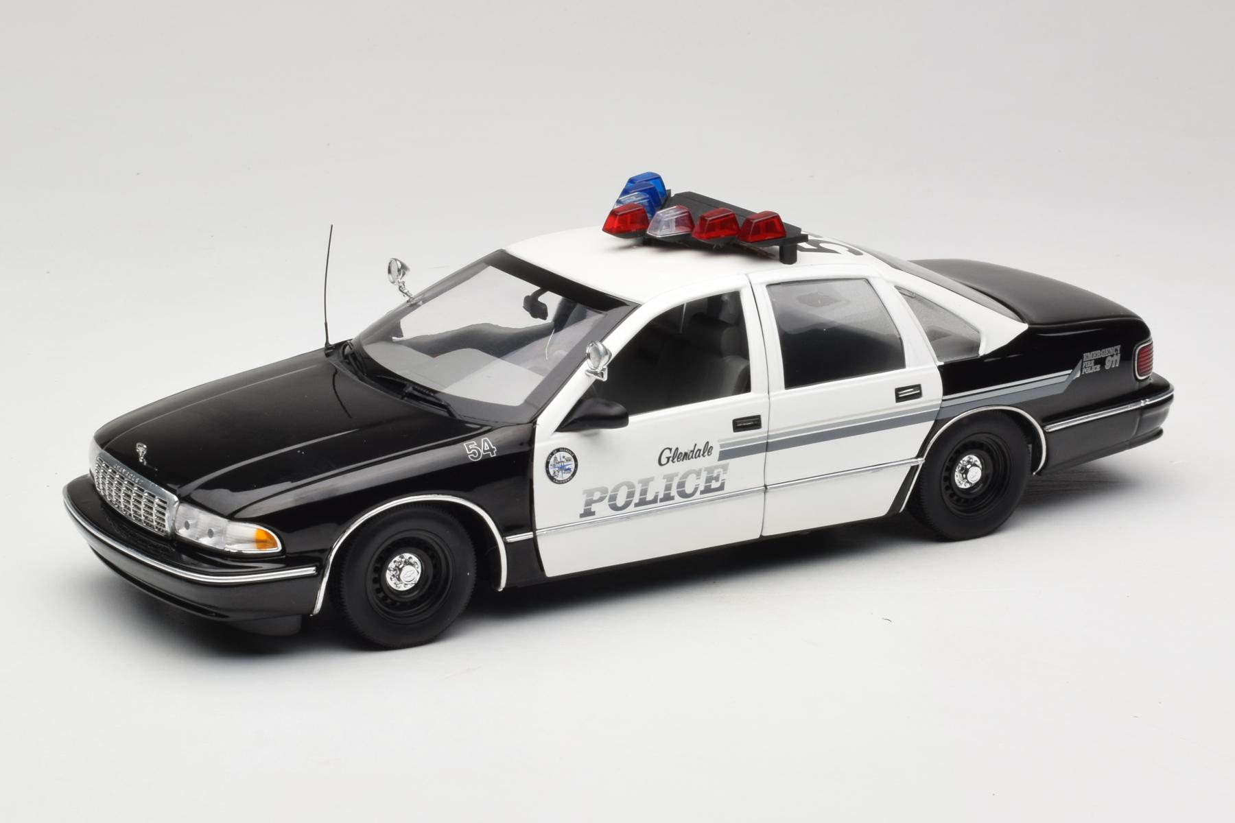 UT Models Chevrolet Caprice 1:18 Glendale Police