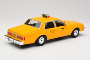Chevrolet Caprice Yellow Taxi MCG 1:18 MCG18038 Diecast - image 2 of 6