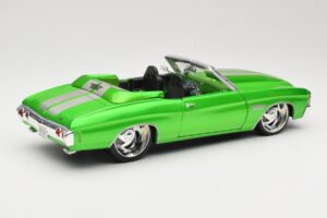Chevrolet Chevelle SS Convertible Green Maisto 1:18 31099 Diecast - image 3 of 8