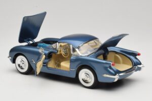 Chevrolet Corvette C1 Blue Mira 1:18 6105 Diecast - image 5 of 8
