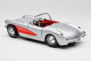 Chevrolet Corvette C1 Silver Bburago 1:18 3034 Diecast - image 7 of 8