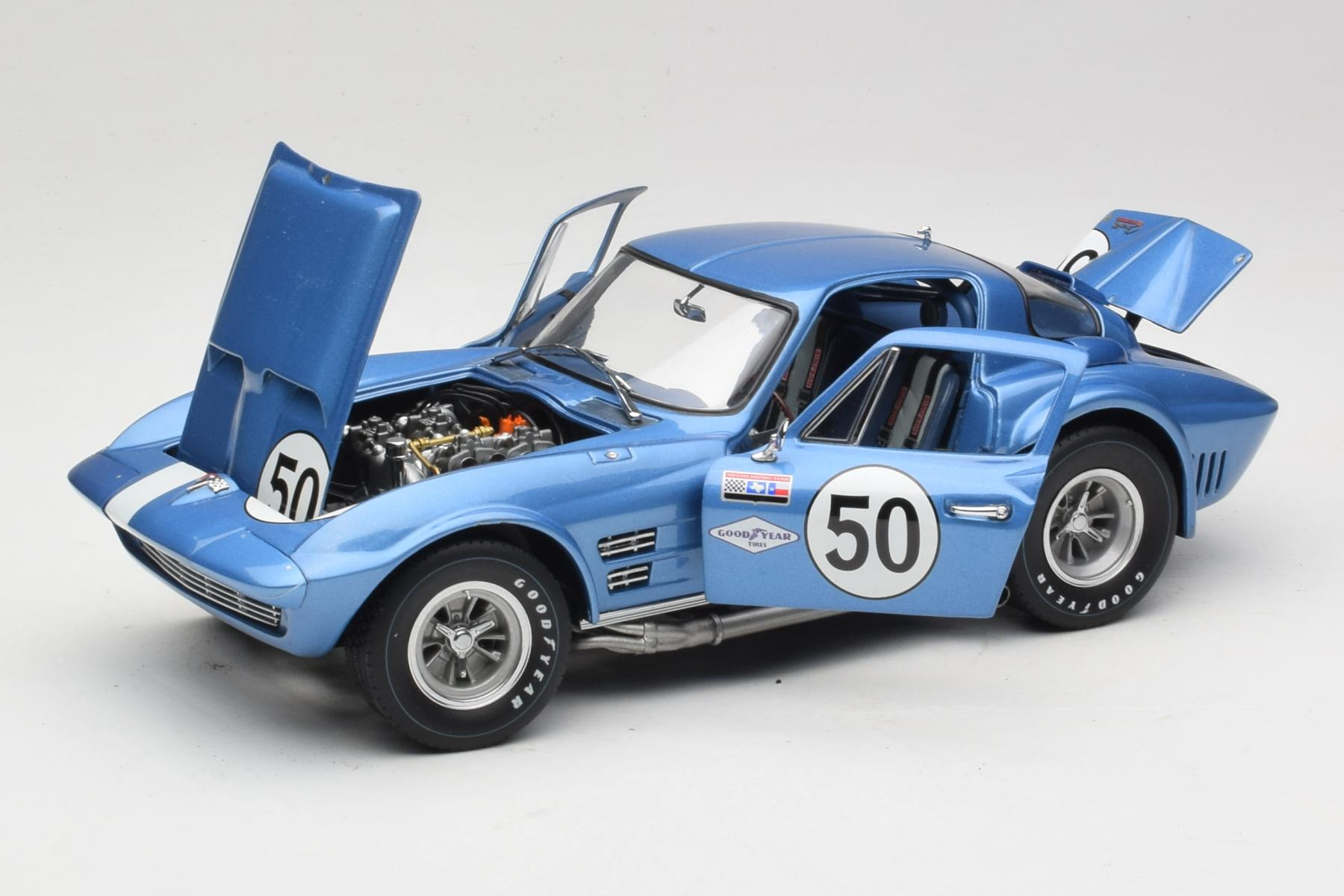 Exoto Corvette Grand Sport 1:18 #50 Nassau 1963