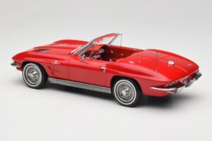 Chevrolet Corvette C2 Sting Ray Cabriolet Riverside Red Norev 1:18 189056 Diecast - image 5 of 6