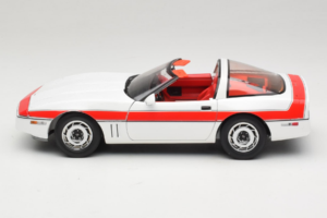 Chevrolet Corvette C4 A-Team White GreenLight 1:18 13532 Diecast - image 4 of 8