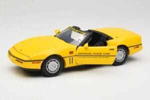 Chevrolet Corvette C4 Indianapolis 500 Pace Car Yellow Greenlight 1:18 11801-06 Diecast - image 2 of 8