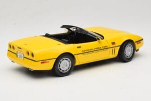 Chevrolet Corvette C4 Indianapolis 500 Pace Car Yellow Greenlight 1:18 11801-06 Diecast - image 3 of 8