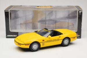 Chevrolet Corvette C4 Indianapolis 500 Pace Car Yellow Greenlight 1:18 11801-06 Diecast - image 8 of 8