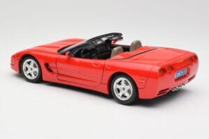 Chevrolet Corvette C5 Cabriolet Red Bburago 1:18 3076 Diecast - image 7 of 8