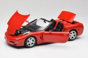 Chevrolet Corvette C5 Convertible Torch Red Maisto 1:18 50318 Diecast - image 2 of 8