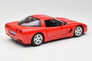 Chevrolet Corvette C5 Red Bburago 1:18 3066 Diecast - image 3 of 8