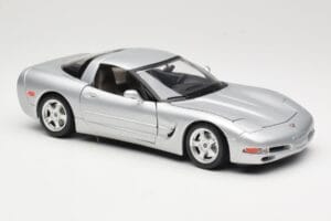 Chevrolet Corvette C5 Silver Bburago 1:18 3056 Diecast - image 6 of 8