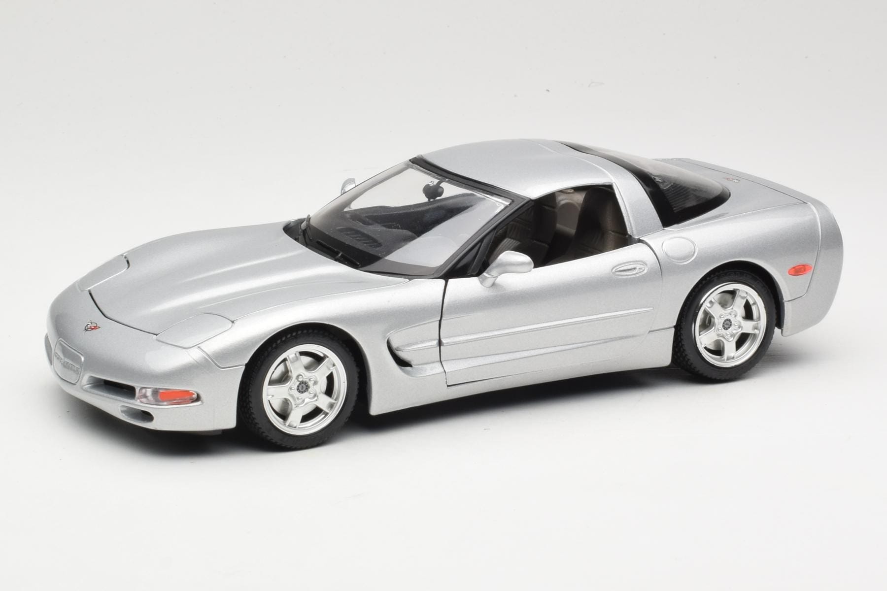 chevrolet-corvette-c5-coupe-