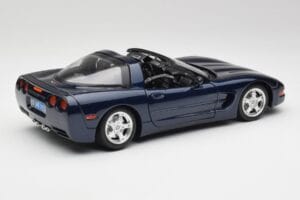 Chevrolet Corvette C5 Nassau Blue Bburago 1:18 30166 Diecast - image 3 of 8