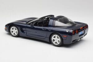 Chevrolet Corvette C5 Nassau Blue Bburago 1:18 30166 Diecast - image 7 of 8