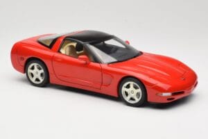 Chevrolet Corvette C5 Targa Red UT Models 1:18 21001 Diecast - image 6 of 8