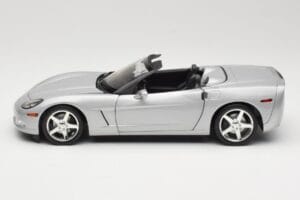 Chevrolet Corvette C6 Cabriolet Silver Hot Wheels 1:18 B6052 Diecast - image 4 of 8