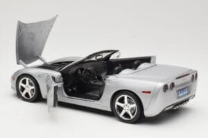 Chevrolet Corvette C6 Cabriolet Silver Hot Wheels 1:18 B6052 Diecast - image 5 of 8