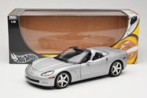 Chevrolet Corvette C6 Cabriolet Silver Hot Wheels 1:18 B6052 Diecast - image 8 of 8