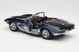 Chevrolet Corvette Mako Shark Dark Blue UT Models 1:18 21061 Diecast - image 5 of 8