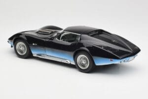 Chevrolet Corvette Manta Ray Blue AUTOart 1:18 71041 Diecast - image 7 of 8
