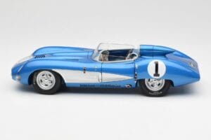 Chevrolet Corvette SS Blue AUTOart 1:18 71051 Diecast - image 4 of 8