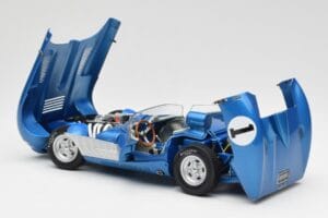 Chevrolet Corvette SS Blue AUTOart 1:18 71051 Diecast - image 5 of 8
