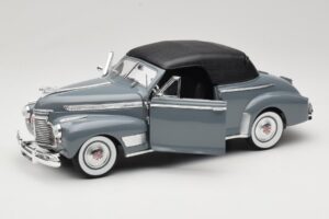 Chevrolet Deluxe Convertible With Soft Top Grey Eagles Race 1:18 7497276 Diecast - image 2 of 8