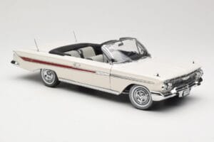 Chevrolet Impala Convertible White Sun Star 1:18 3405 Diecast - image 6 of 8