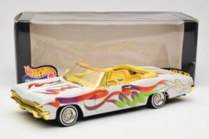 Chevrolet Impala Lowrider White Metallic Hot Wheels 1:18 27635 Diecast - image 8 of 8