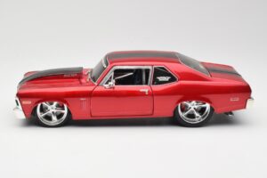 Chevrolet Nova SS Coupe Red Maisto 1:18 31083-M1 Diecast - image 4 of 8