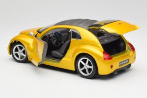 Chrysler Pronto Cruizer Gold Maisto 1:18 37800 Diecast - image 5 of 8