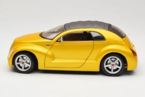 Chrysler Pronto Cruizer Gold Maisto 1:18 50338 Diecast - image 4 of 8