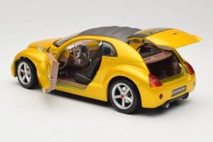 Chrysler Pronto Cruizer Gold Maisto 1:18 50338 Diecast - image 5 of 8