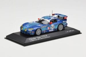 Chrysler Viper GTS-R #52 S. Belloc / F. Cochet / T. Treluyer 24 Hours of Le Mans 2002 Minichamps 1:43 499921452 Diecast - image 2 of 4