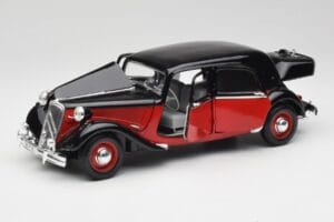 Citroen 15CV 6 Cyl Black & Red Valmy Maisto 1:18 56009 Diecast - image 2 of 8