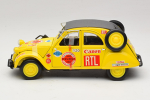 Citroen 2CV Rally Yellow Maisto 1:18 56032 Diecast - image 3 of 6
