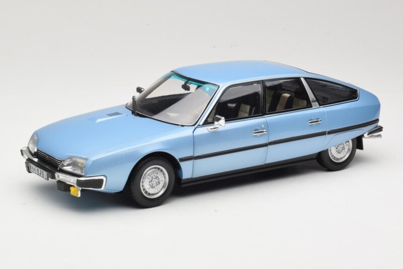 Citroen CX 2400 GTi Regate Blue Norev 1:18 Citroen CX 2400 GTi Regate Blue Norev 1:18 181521 Diecast