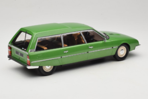 Citroen CX Break Metallic Green MCG 1:18 MCG18555 Diecast - image 2 of 6