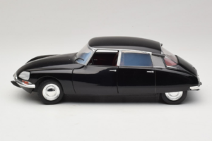 Citroen DS Special Black Dickie Solido 1:18 S1800708 Diecast - image 4 of 8