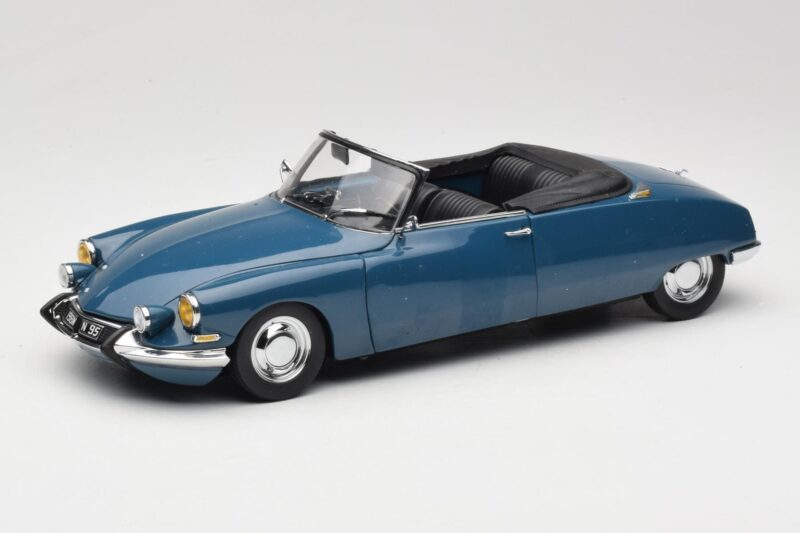 Citroen DS 19 Cabriolet Red Sun Star 1:18 4742 Diecast
